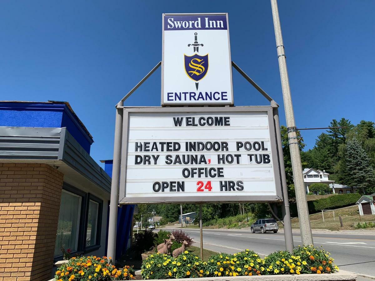 Sword Inn Bancroft Buitenkant foto